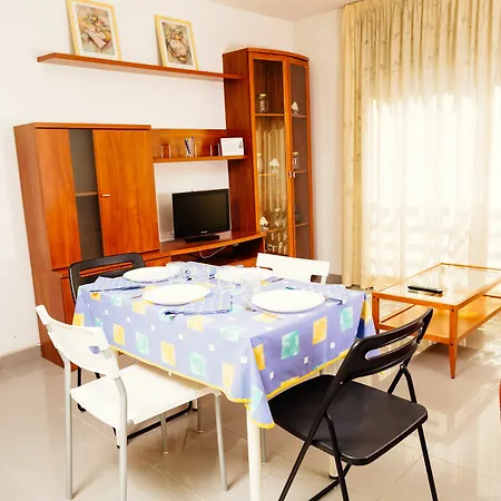 Tarracohome Imperial Apartment